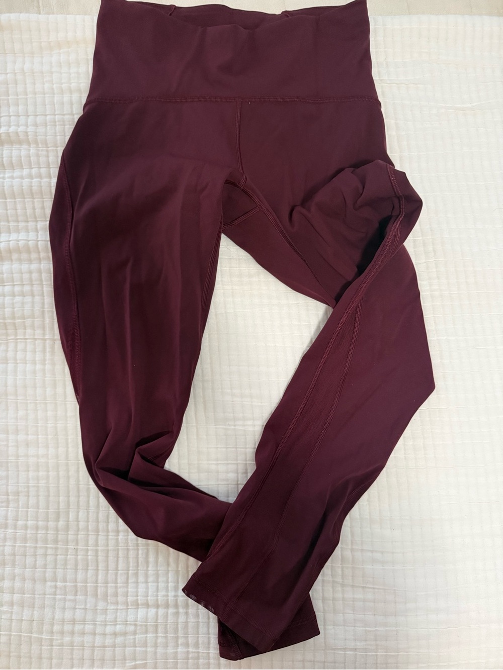 Lululemon leggings- size 6 mesh panels
